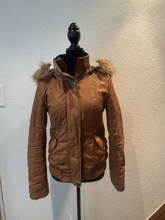 Bershka Jacke Megan Fox