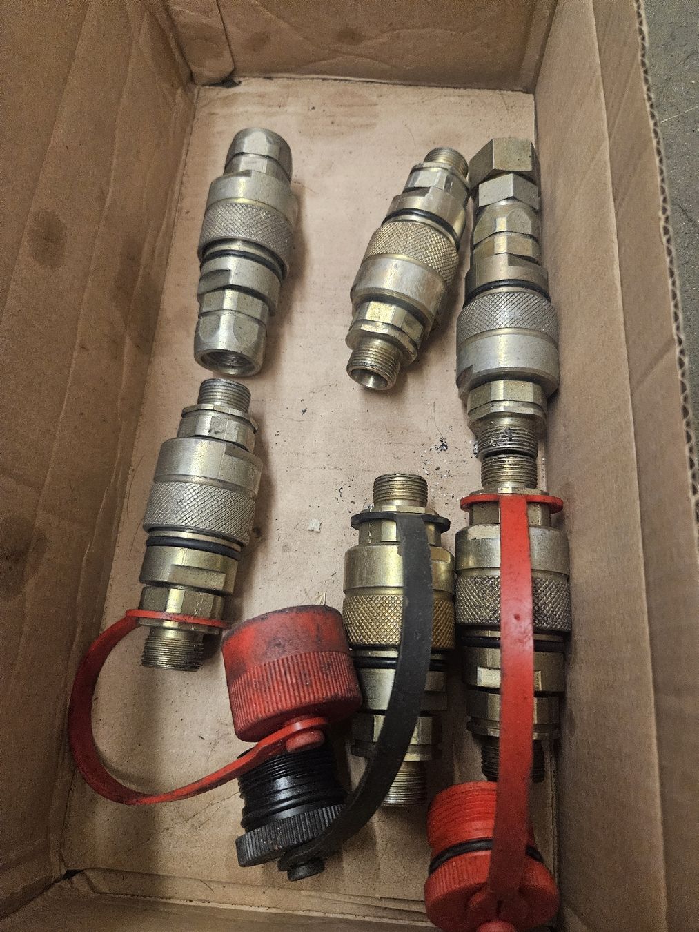 Toutes les machines: Schraubkupplungen Hydraulik – D'occasion à Bauma par Maese1980