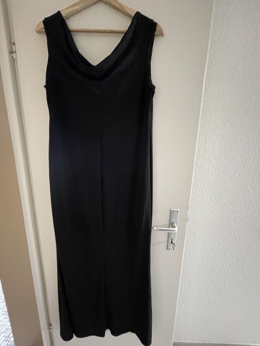 Vestiti: Elegantes schwarzes Sommerkleid Gr.44 – Usato da Ehrendingen venduto da torresuda98 2