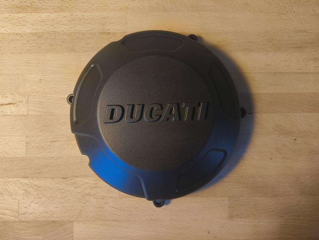 Ducati Tutti i ricambio per moto: Ducati OEM Kupplungsdeckel – Usato da Vinelz venduto da jdt1969