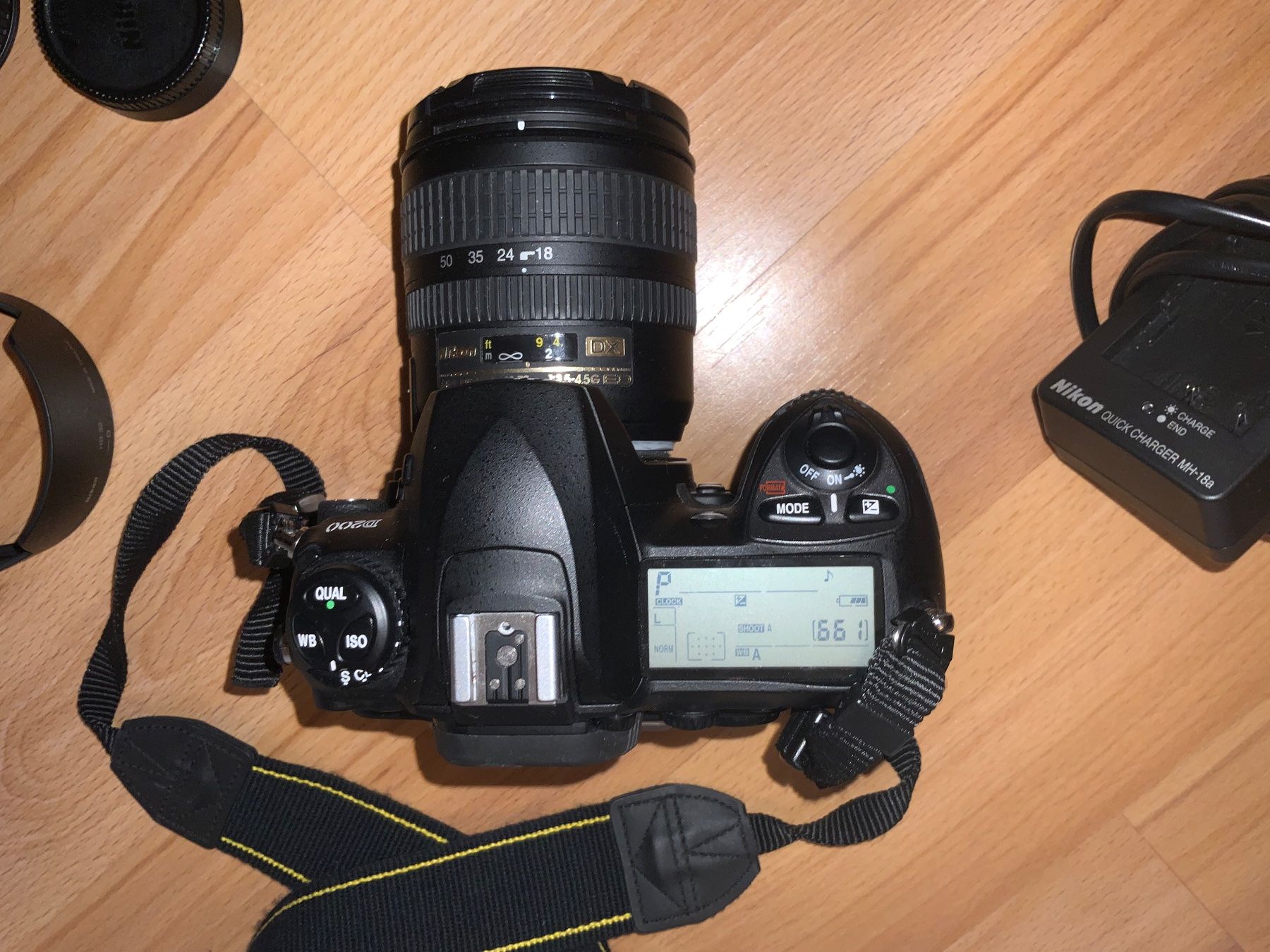 Nikon Fotocamera: Nikon D200 + Objektiv + Zubehör – Usato da Bettlach venduto da valishop 6