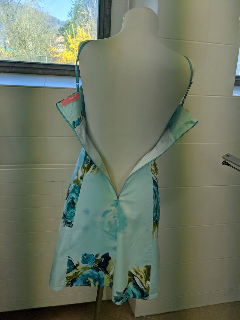 Kleider: Damenkleid Gr 34 – Neu (gemäss Beschreibung) aus Langnau am Albis von Judithsebi 5