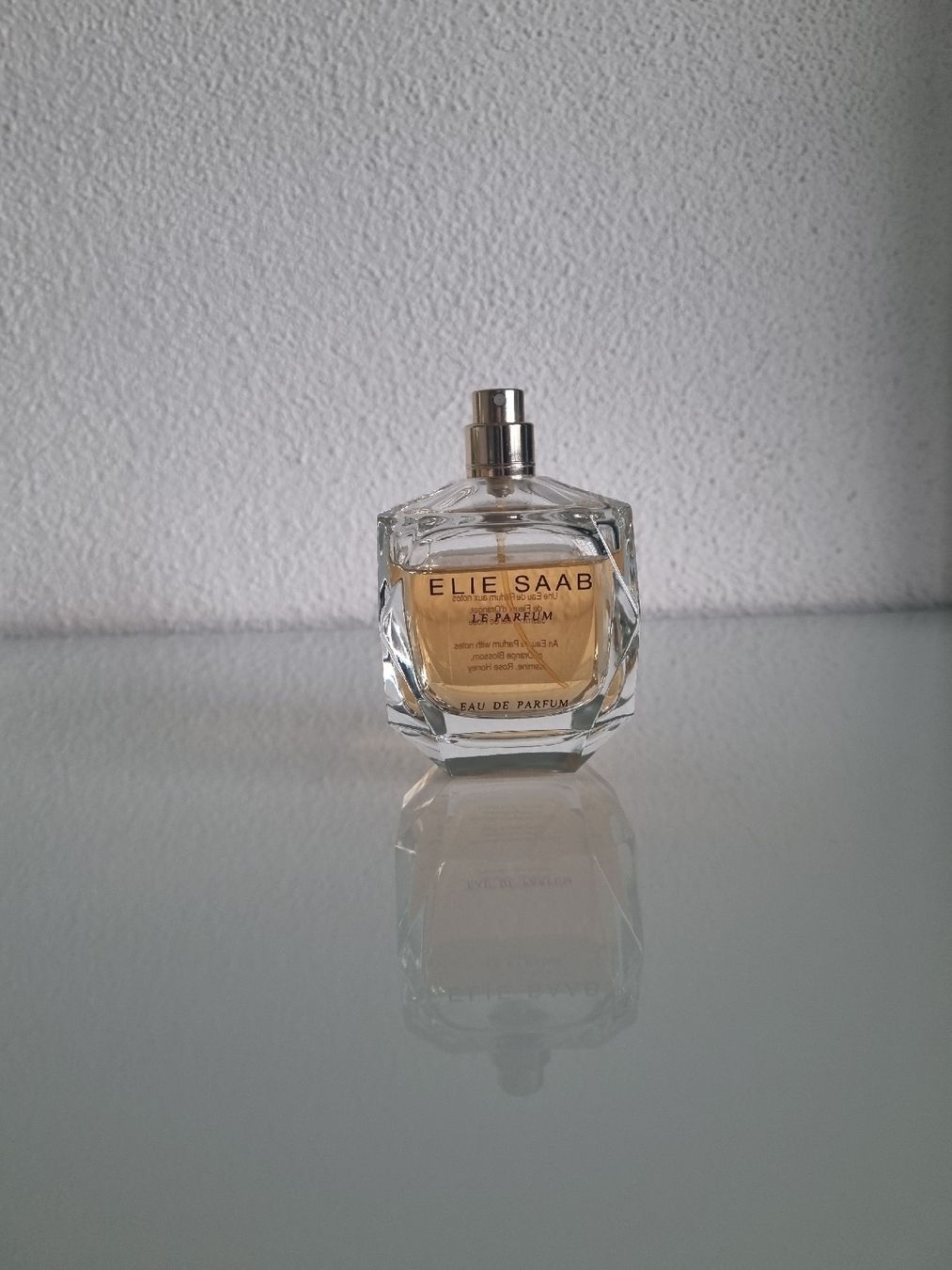 Elie Saab Profumi & Eau de Toilette: Elie Saab Eau de Parfum Orginal Duft – Usato da Frauenfeld venduto da Manigrie 2