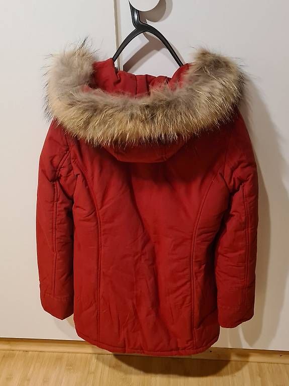 Jacken: Rote Winterjacke Grösse: XS – Gebraucht aus Obfelden von mau_6zc2 2