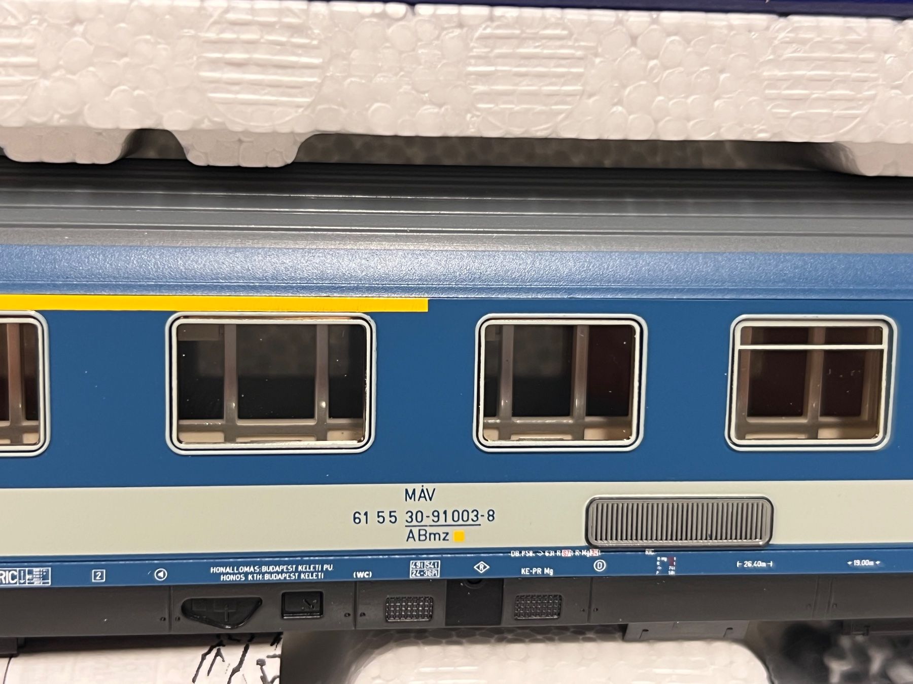 Roco Modellini di ferrovie: Roco 44498 MAV 1./2.Kl. H0 DC – Nuovo e nell'imballaggio originale da Neuenhof venduto da ludovicco 1