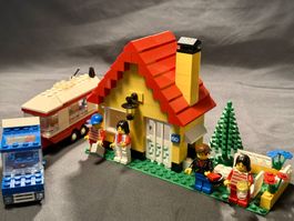 Lego 6360 Weekend Cottage + Lego 6590 Vacation Camper