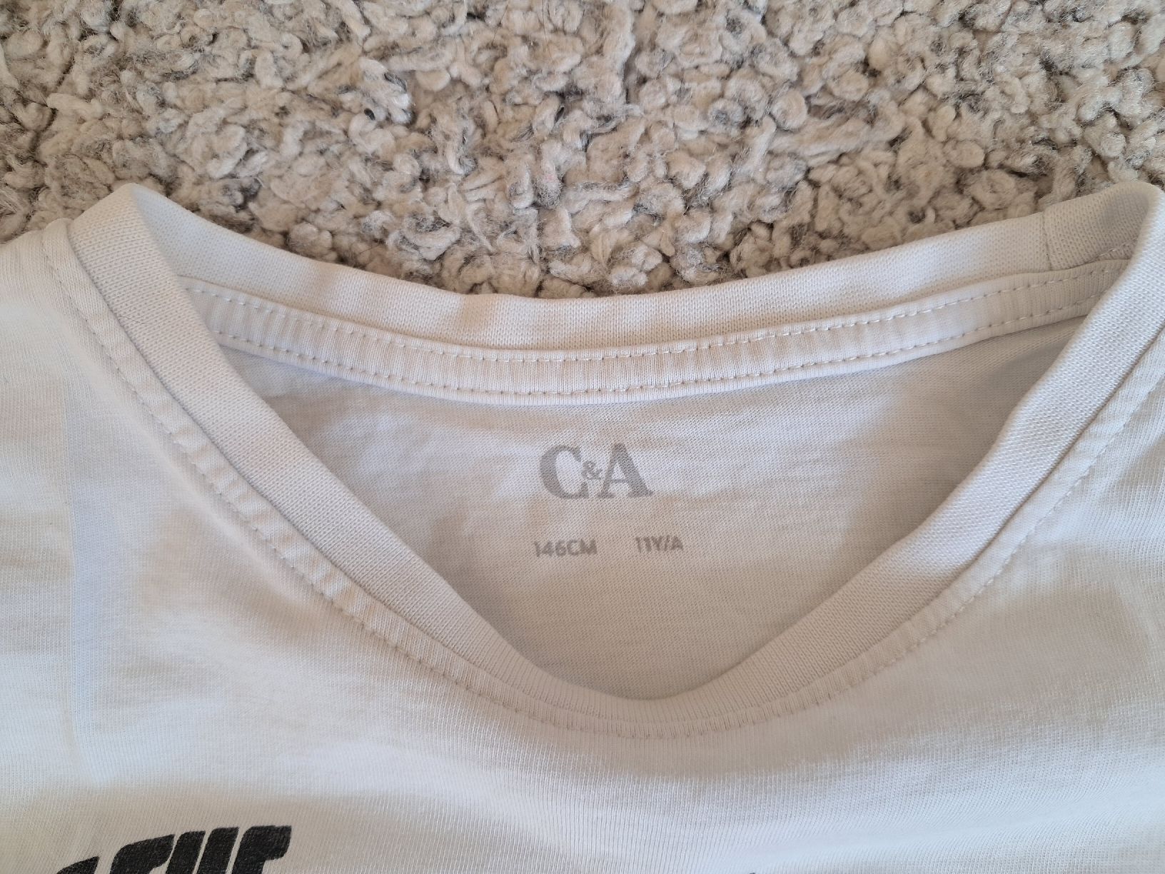 Camicie, T-shirt & Polo: 2x T-Shirt Gr. 146 – Usato da Winterthur venduto da fabelwin 2
