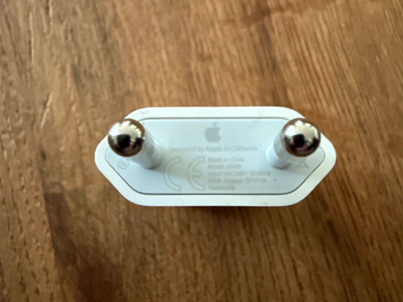 Apple Caricabatterie: Apple USB Power Adapter 5W (Model A1400) – Usato da Zürich venduto da Gekuu 2