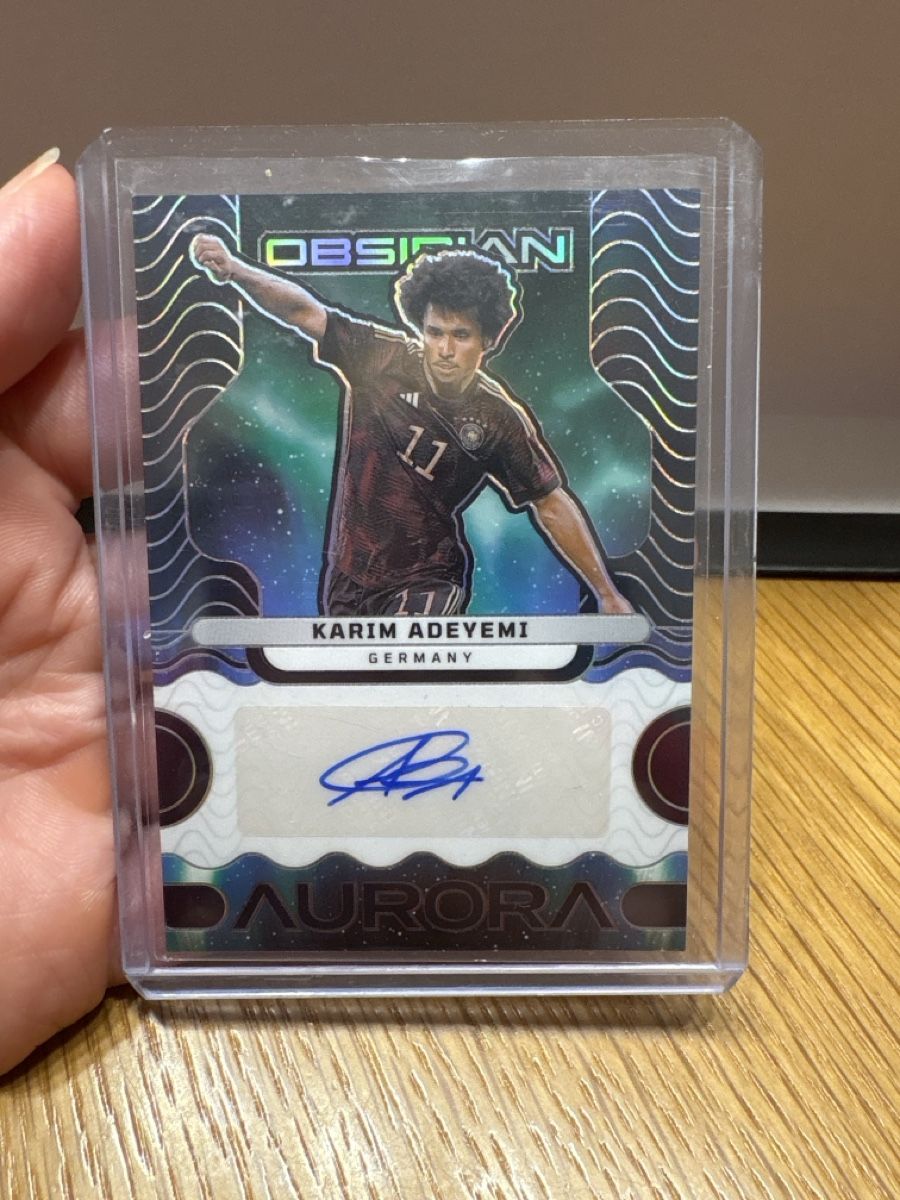 Panini Carte collezionabili: Karim Adeyemi Obsidian Aurora Autograph – Nuovo (secondo la descrizione) da Boningen venduto da Stef_1991