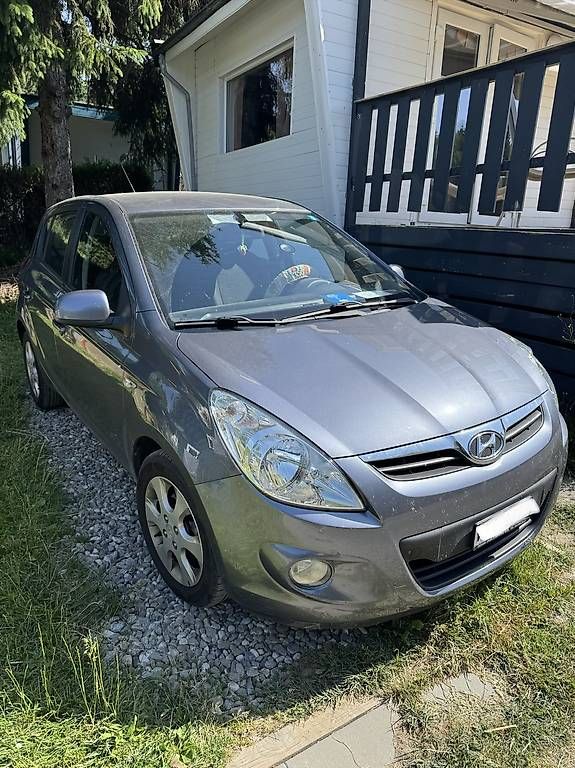 Automobili: Hyundai i20 1.4 état impeccable – Usato da Lausanne 26 venduto da joa_85xd