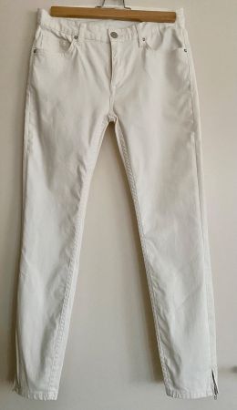 Hose in Weiss, Gr 38