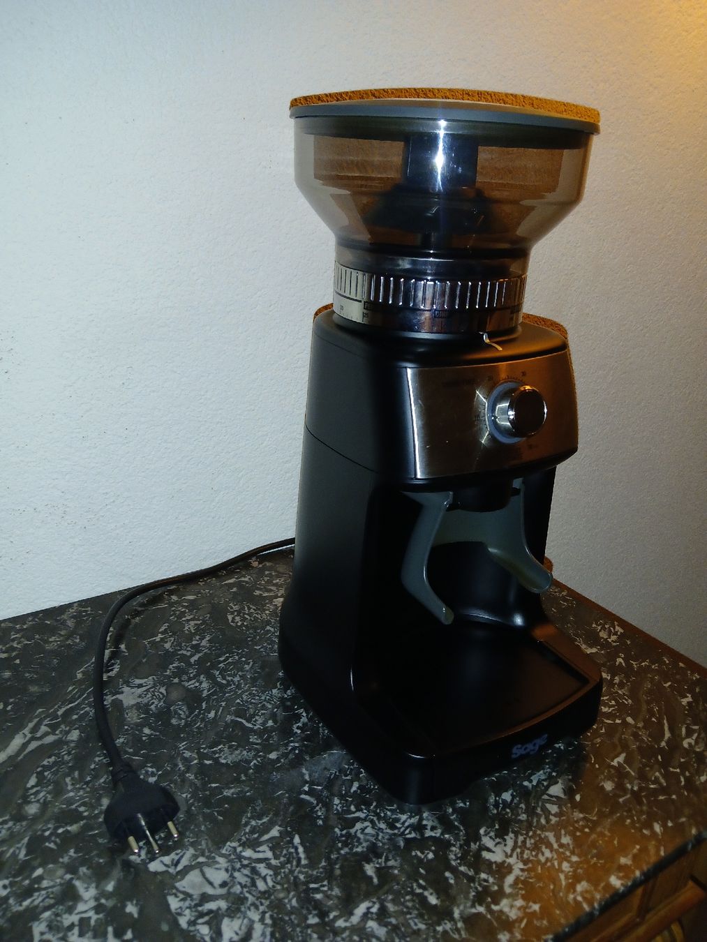De'Longhi Macchine per caffè & Macchine per espresso: Kaffeemaschine mit Mühle Komplettsatz – Usato da Weesen venduto da avs07 4