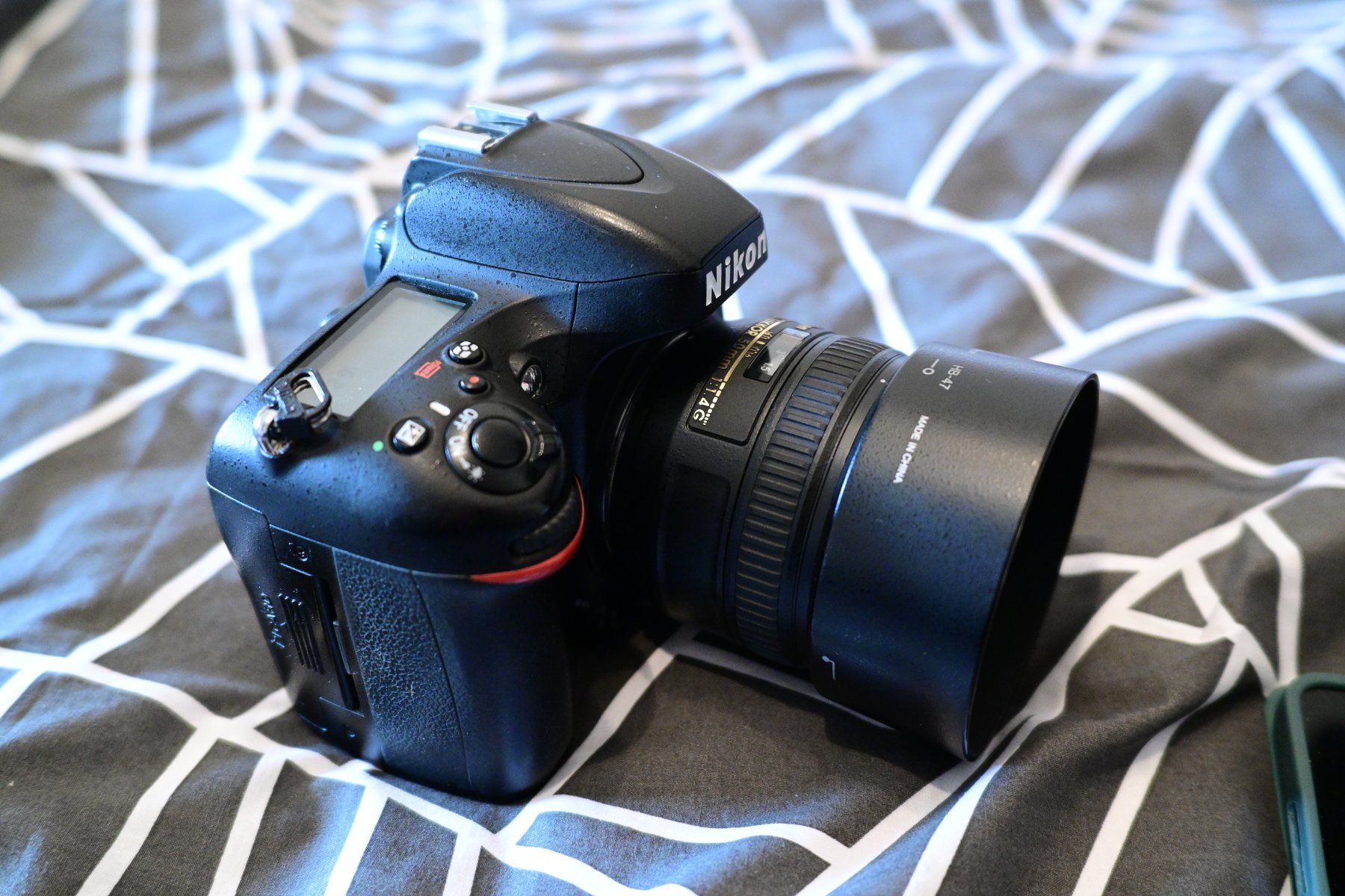Nikon Fotocamera: Nikon D610 plus 50mm f1,4 G – Usato da Aesch BL venduto da steve_weil 3