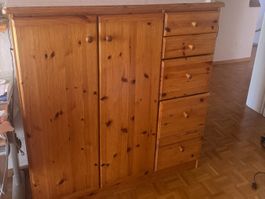 Kleider Komode125x41x128cm