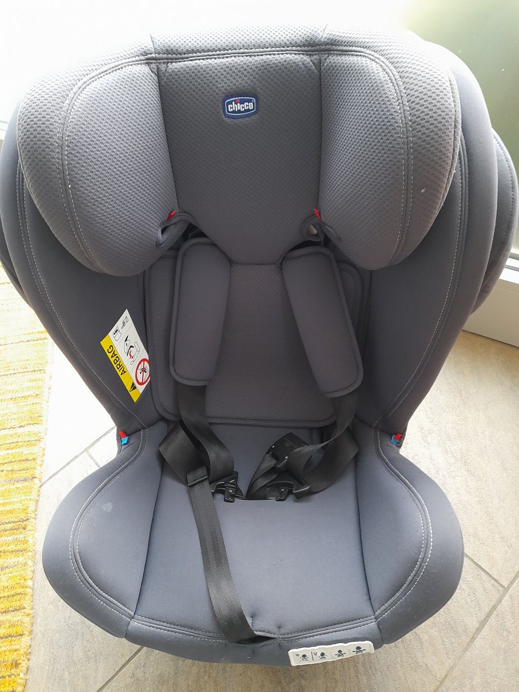 Chicco Seggiolini per auto: Kinderautositz - Isofix – Usato da Gamprin venduto da Blick1947
