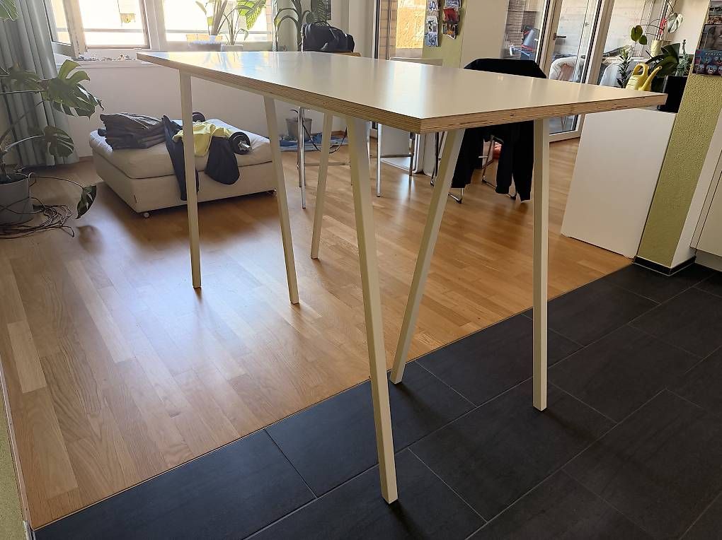 Tische: HAY Loop Stand High Hochtisch – Gebraucht aus Zürich von tvricvm 1