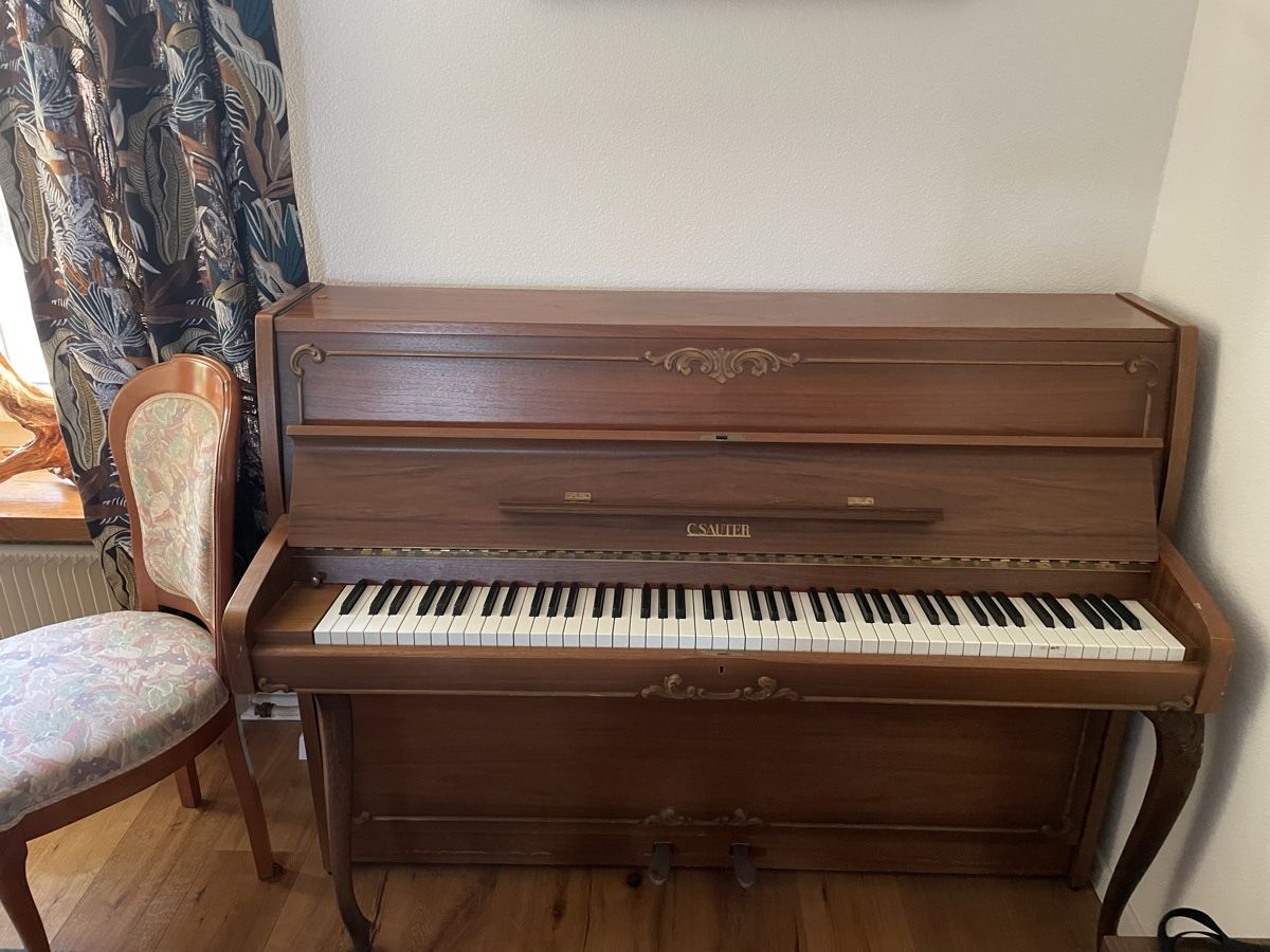 Musikinstrumente: Klavier C. Sauter Nussbaum  – Gebraucht aus Niederbuchsiten von woh_69g7 1