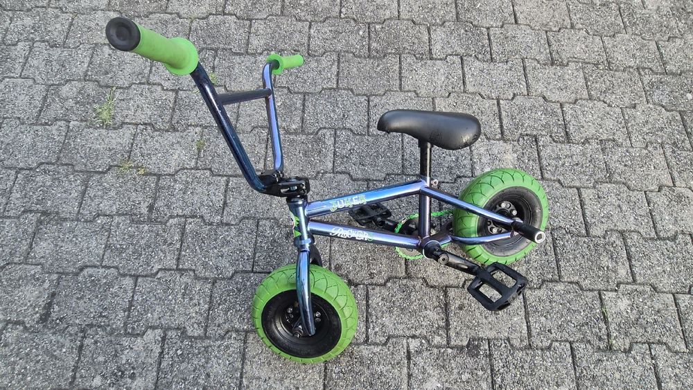 Achetez vélo bmx noir bmx occasion, annonce vente à Vézénobres (30