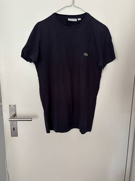 T-shirt: Lacoste tshirt  – Usato da Oberdiessbach venduto da shan26 1