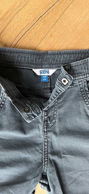 Pantaloni: Jeanshose Gr. 128 – Usato da Oberkirch LU venduto da ocki 1
