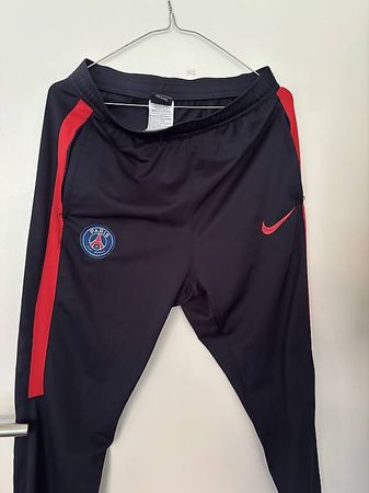 Nike Training Anzug 