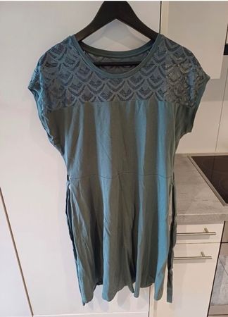 Sommerliches Kleid mit Spitze, Grösse L Olivgrün, Top Zustan