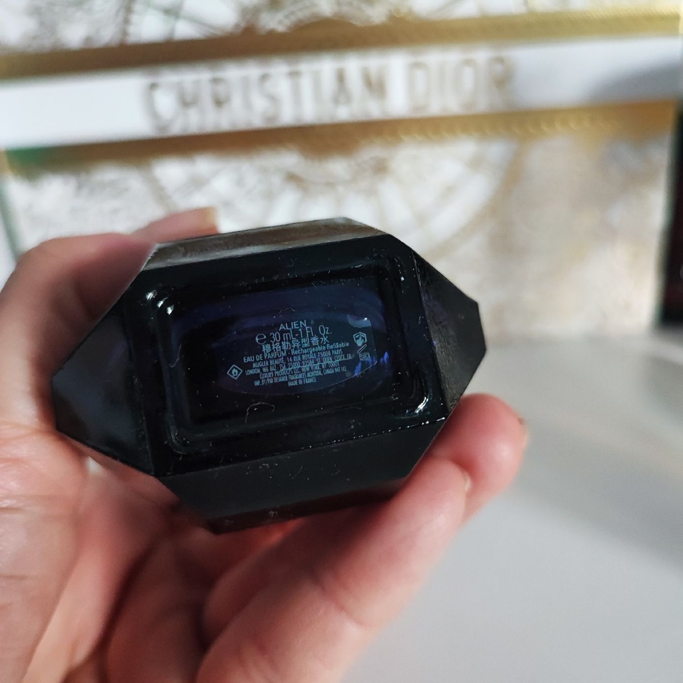 Mugler Parfum & Eau de Toilette: Mugler Alien 30 ml edp – Gebraucht aus Rickenbach-Sulz von  3
