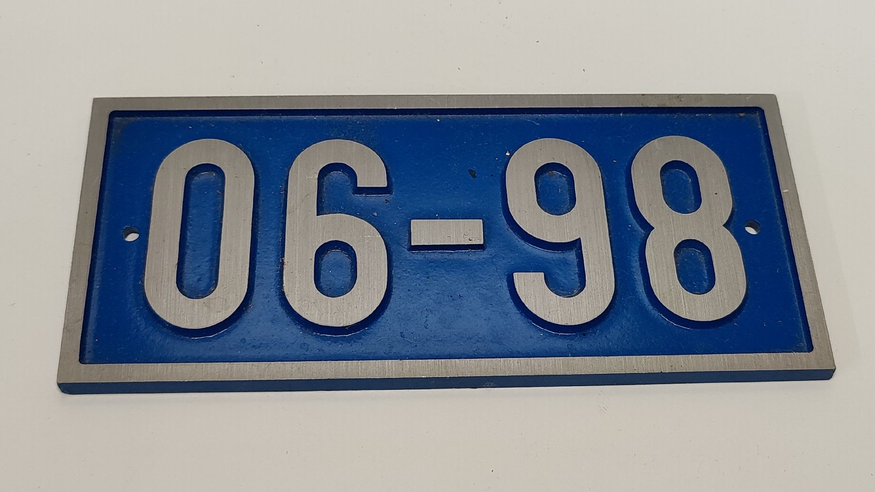 Insegne: Nummerschild Eisen Signal AG (L3) – Usato da Neuenhof venduto da SchnaeppliAllerlei