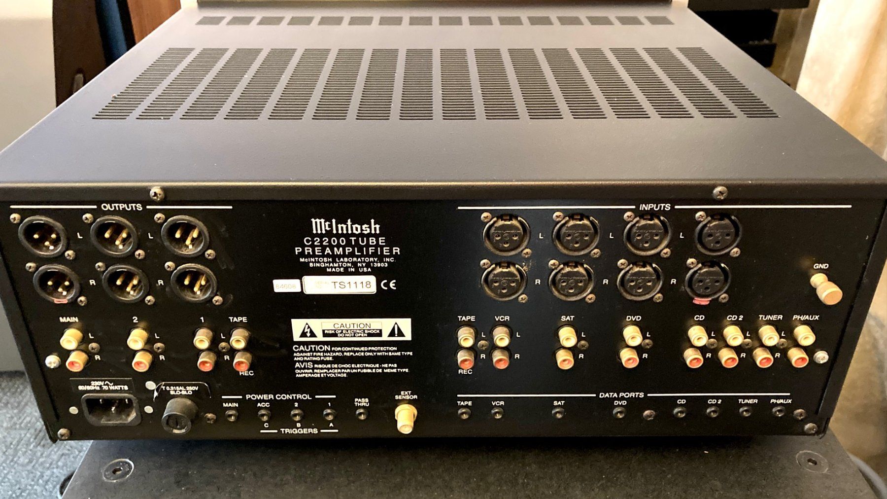 McIntosh Amplificatori: Mc Intosh C2200 preamplifier – Usato da Genève venduto da putch01 1