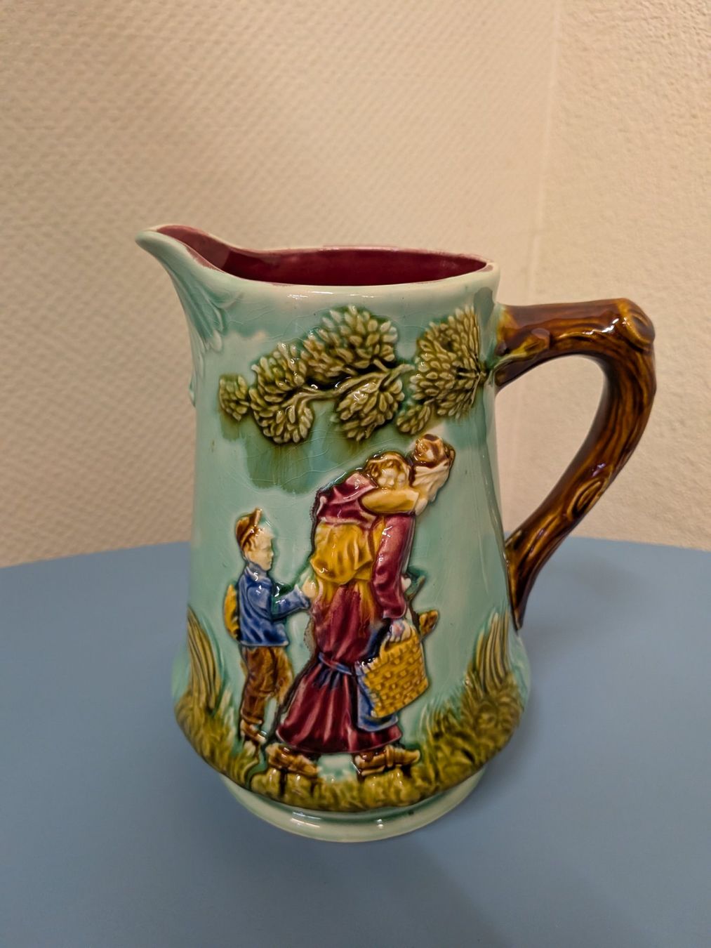Caraffe: Antiker Krug Faience Keramik – Usato da Emmen venduto da Brockofsky