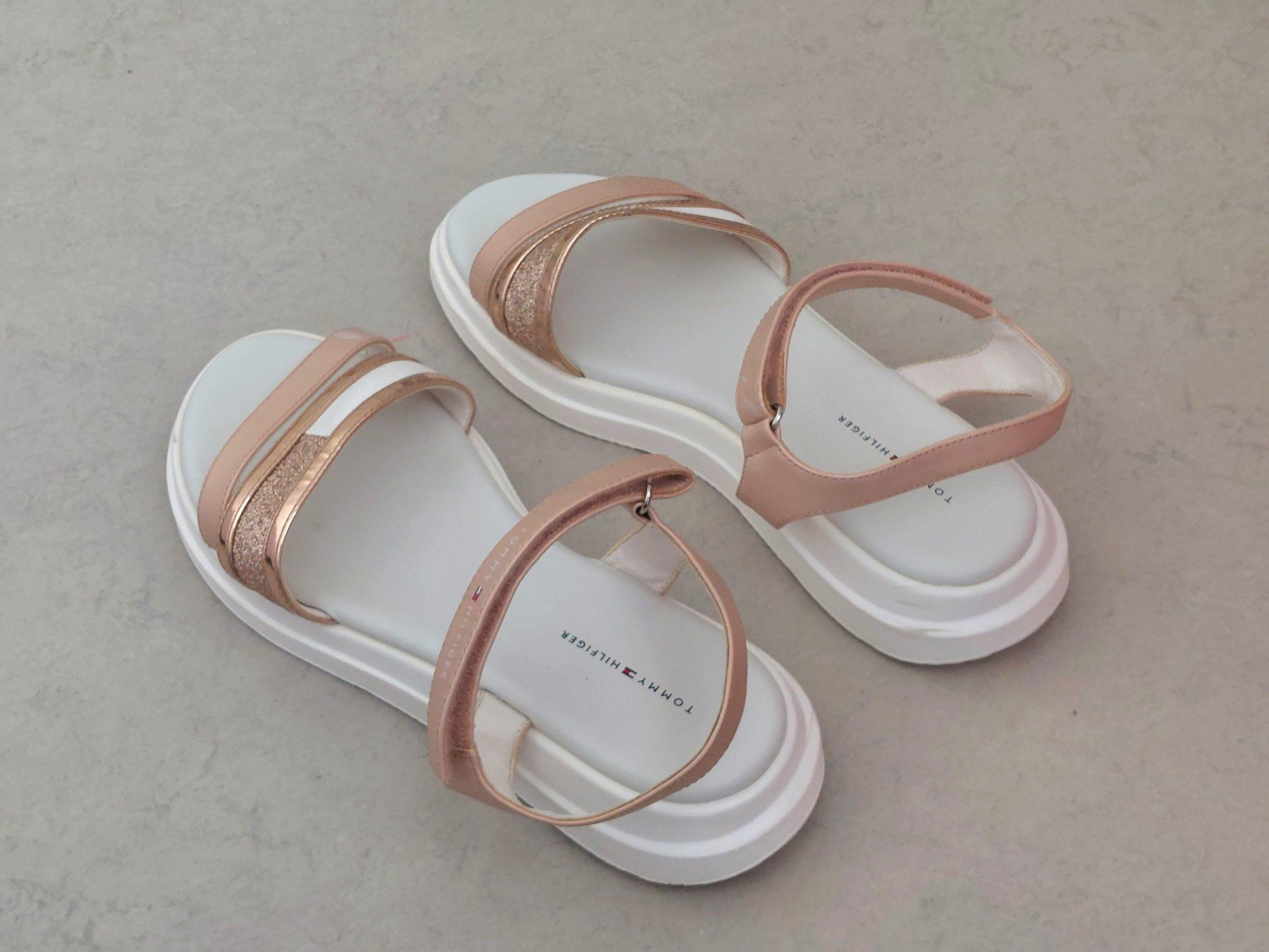 Tommy Hilfiger Scarpe per ragazze: Tommy Hilfiger Sandalen Gr.40 – Usato da Pfäffikon SZ venduto da max_5ylc 3
