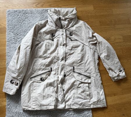 Bexleys Woman Jacke beige Grösse 48 guter Zustand