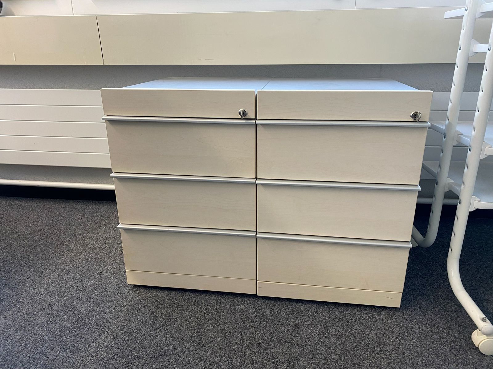 Korpus: Büro-Rollcontainer – Gebraucht aus Worb von Tom123bern 1