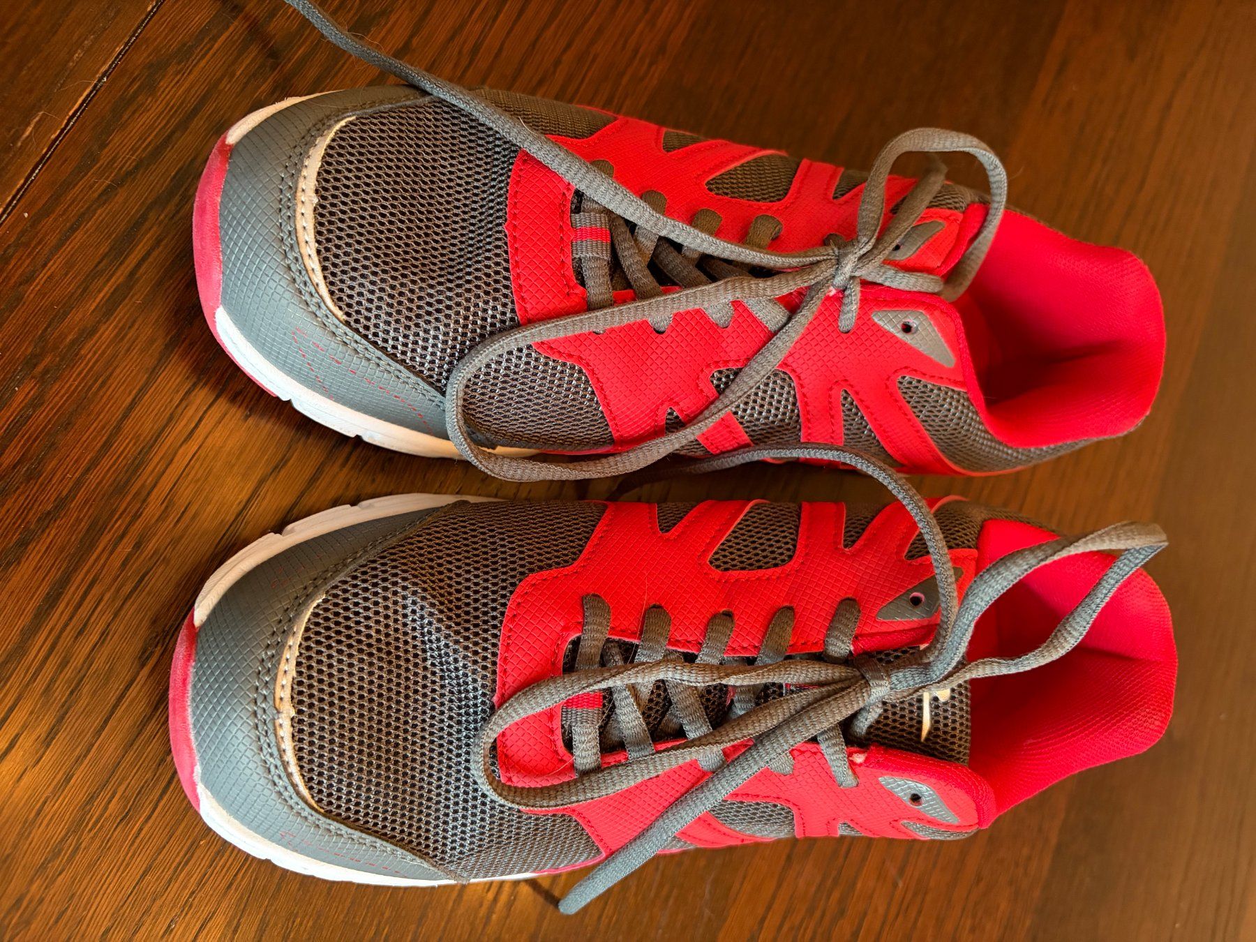 Scarpe da donna: Rote Damen-Sneaker von Crane, Grösse 39 – Usato da Rorschacherberg venduto da QuoAli 1