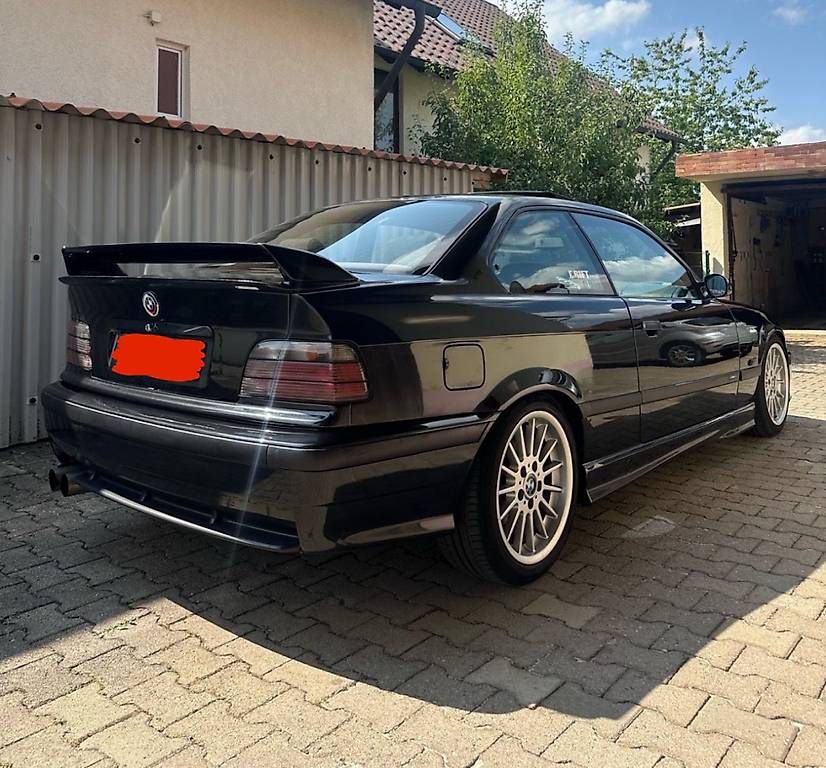 BMW Tutti pezzi di ricambio auto: Smoke Tail lights E36 Coupe – Usato da Schaffhausen venduto da hallovater