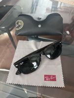 Ray Ban Wayfarer - Lunettes de soleil stylées pour l'été!