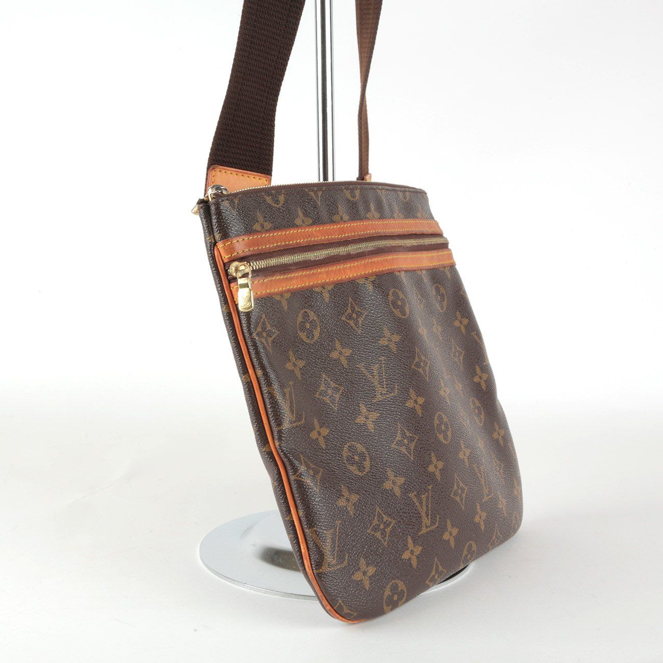 Louis Vuitton Borse: Sac Bosphore en toile monogram Louis Vuitton – Usato da Delémont venduto da Le38.shop 5