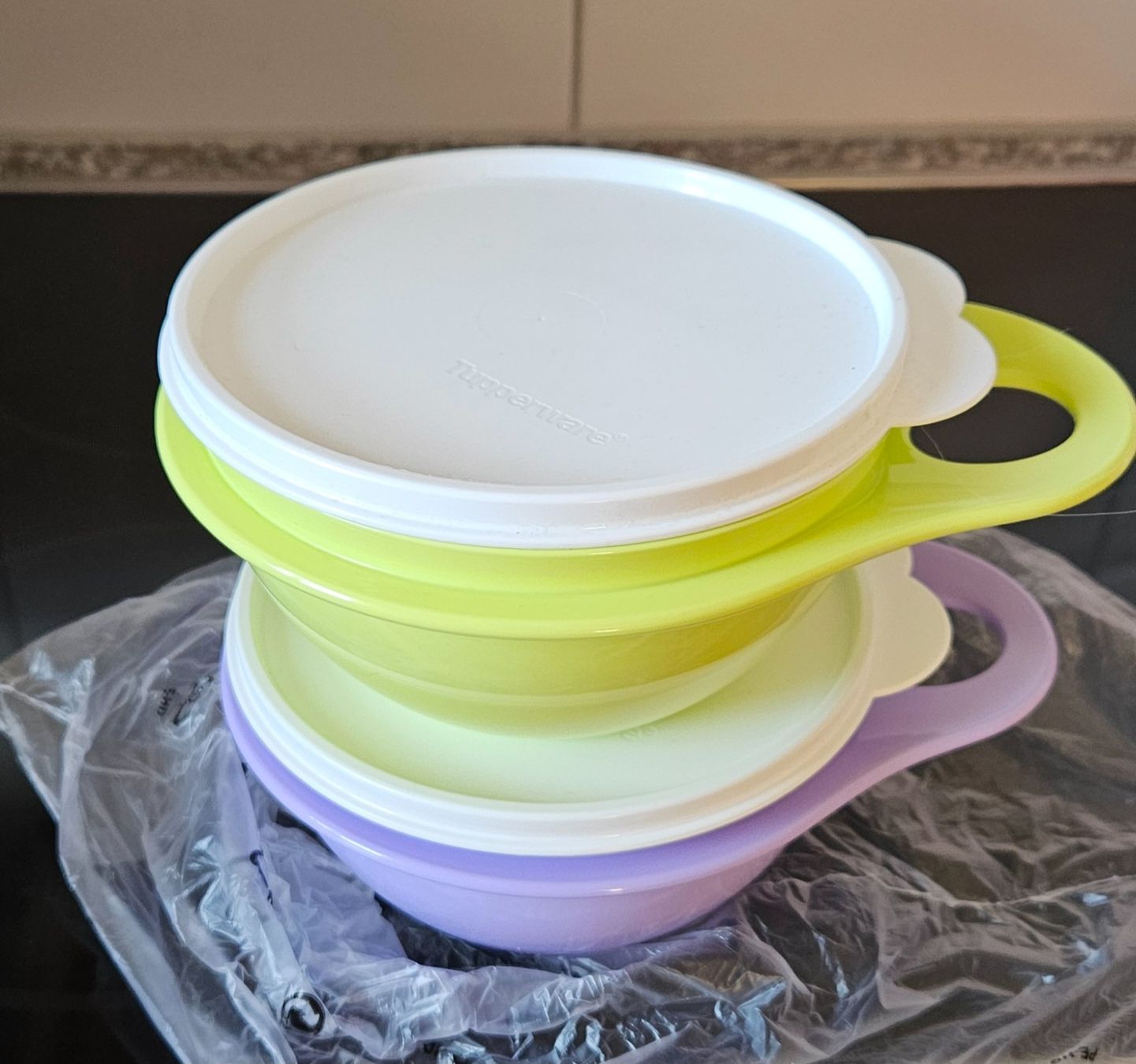 Tupperware Behälter & Ähnliches: 600ml Schüssel Set mit Henkel – Neu und originalverpackt aus Hasle b. Burgdorf von buddle32 2