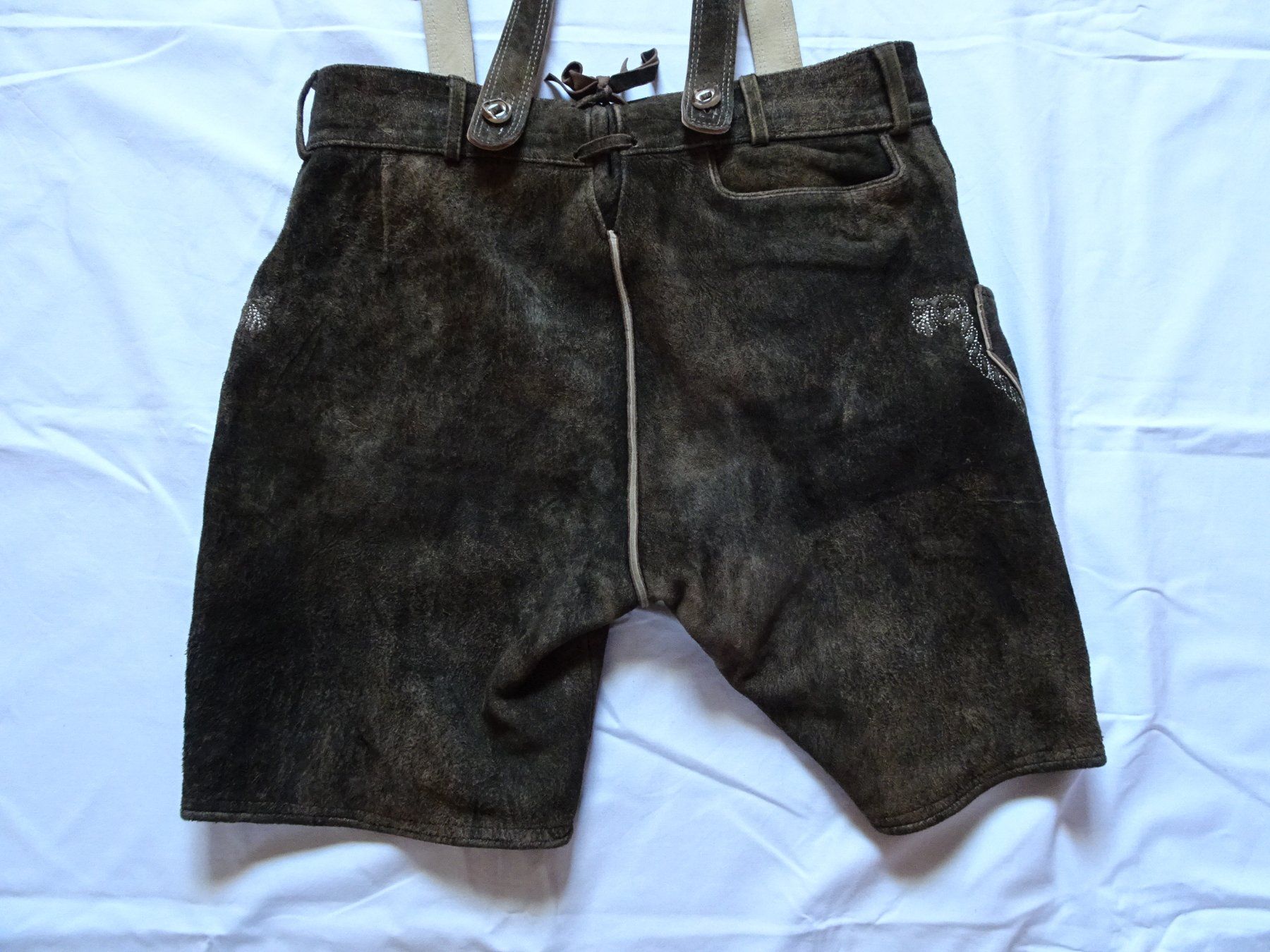 Pantaloni: Traumhaft schöne Lederhose – Usato da martina venduto da Tignuppa 7