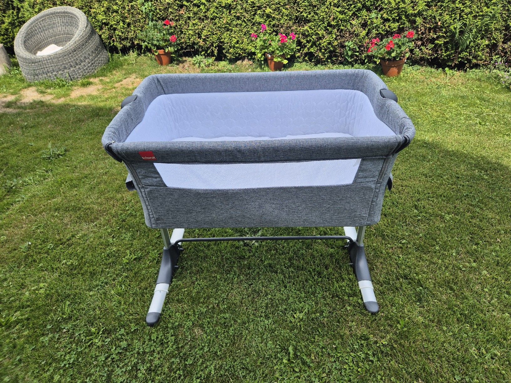 Letti: Beistellbett mit Stillkissen – Usato da Krummenau venduto da Wesimo