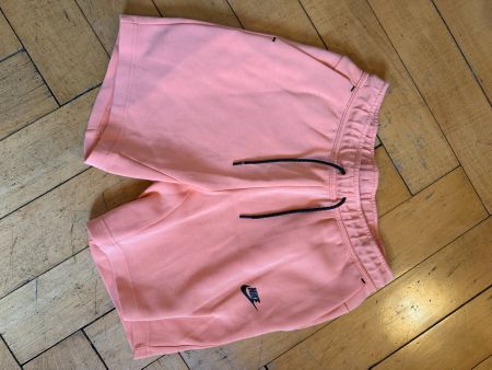 Short Nike rose
