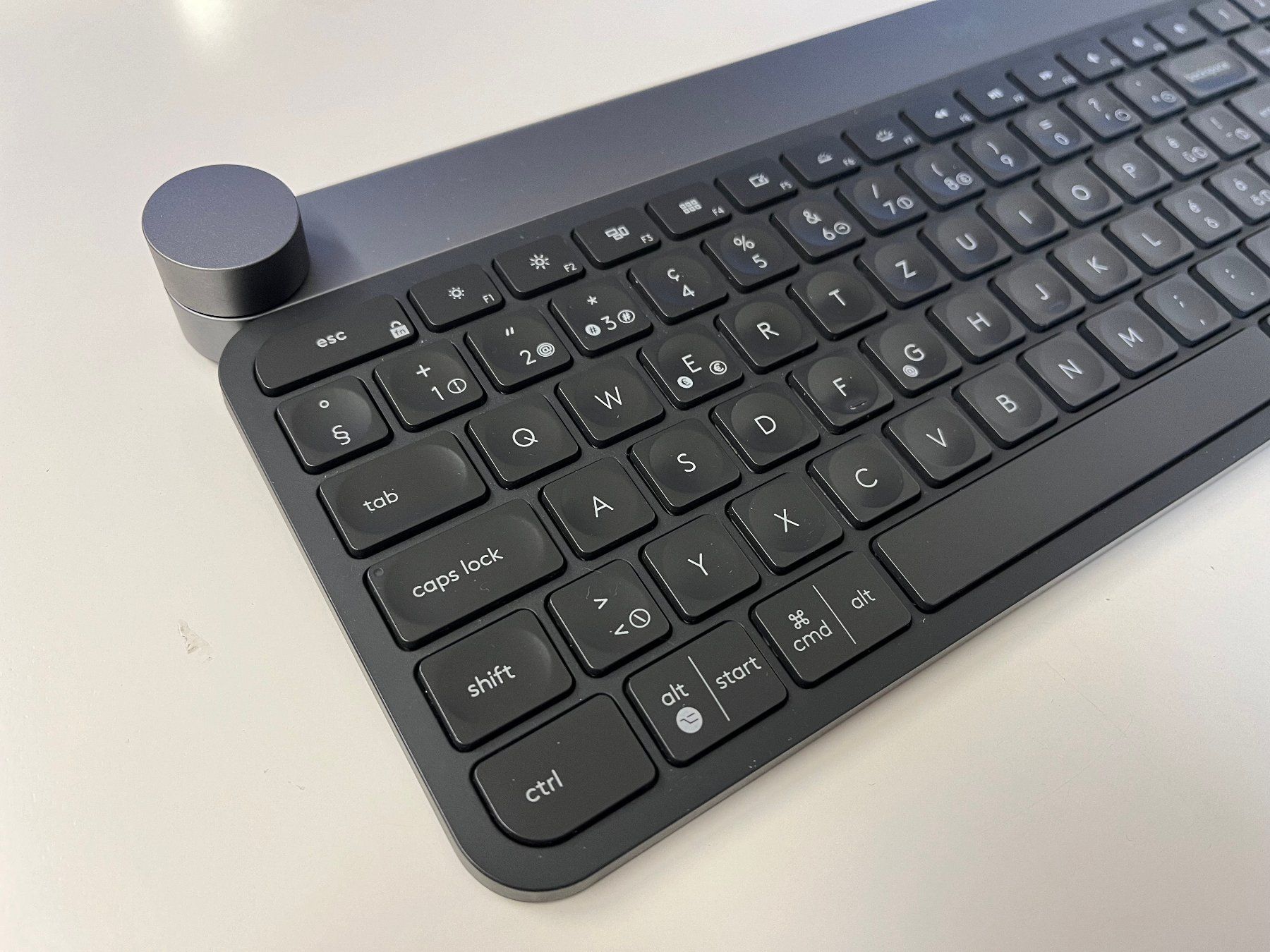 Logitech Tastiere: Logitech CRAFT 920-008498 – Usato da Basel venduto da Xani 1