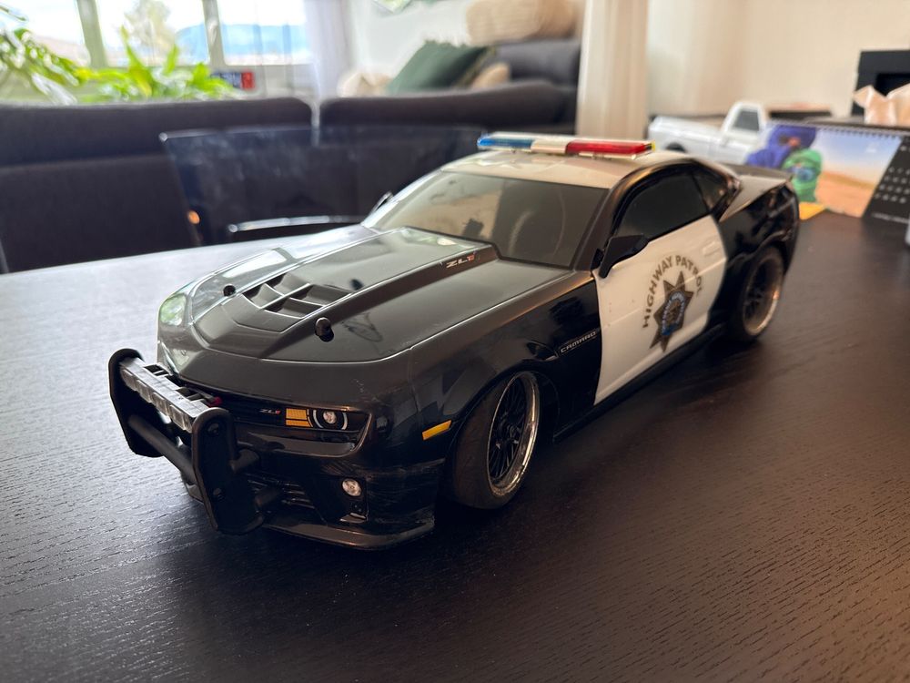 VATERRA CHEVROLET CAMARO ZL-1 HIGHWAY PATROL 1/10 4WD RTR EP (Gebraucht ...