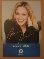 Alwara Höfels - handsignierte Tatort Autogrammkarte
