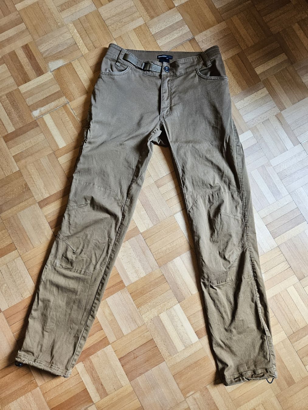Black Diamond Pantalons: Black Diamond Kletterhose Herren Grösse 30 – D'occasion à Wattwil par Fair2nd 1