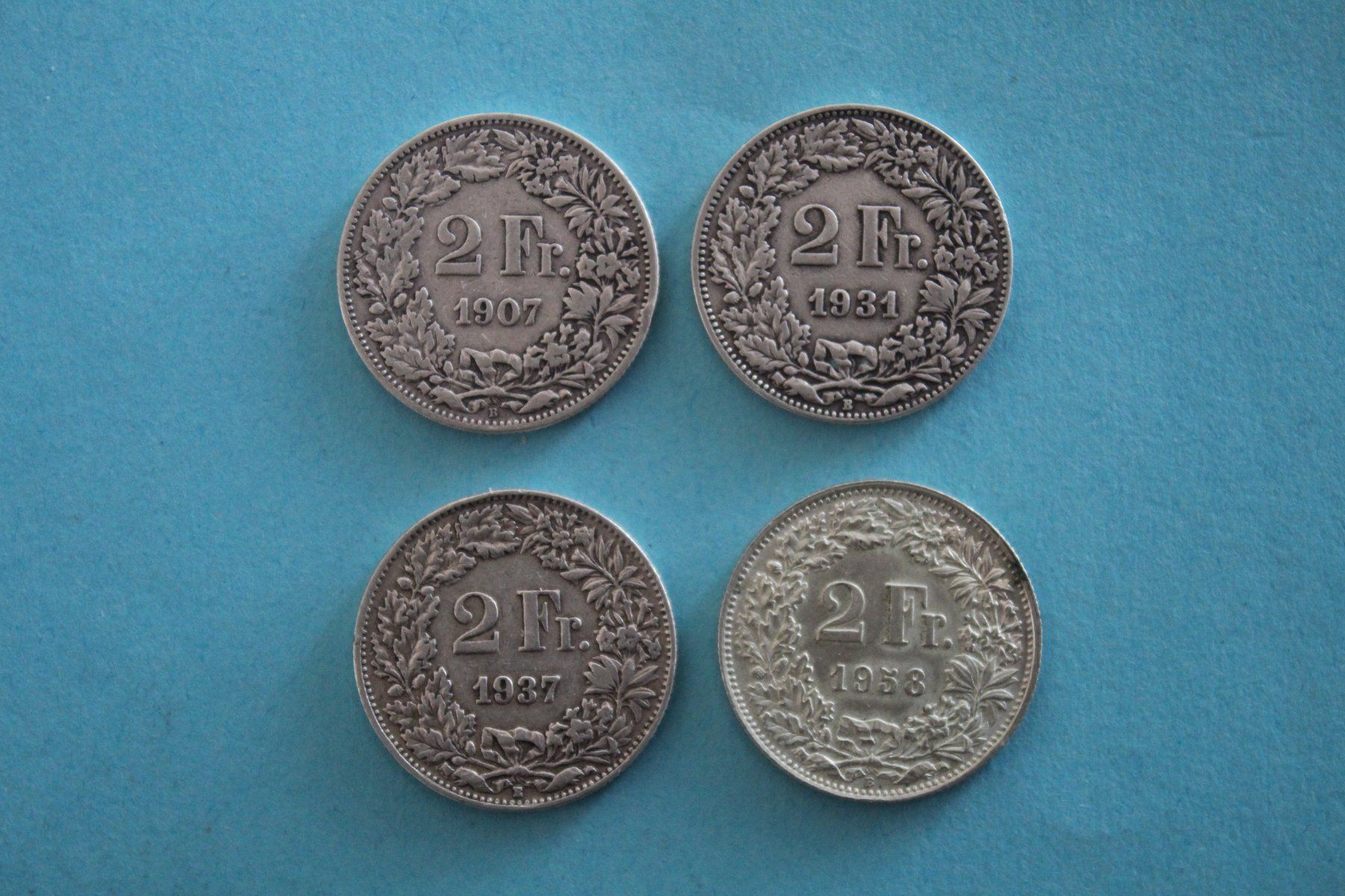 Tutti le monete: Schweiz 4 x 2 Franken ab 1907 – Usato da Orpund venduto da Julesvobulle