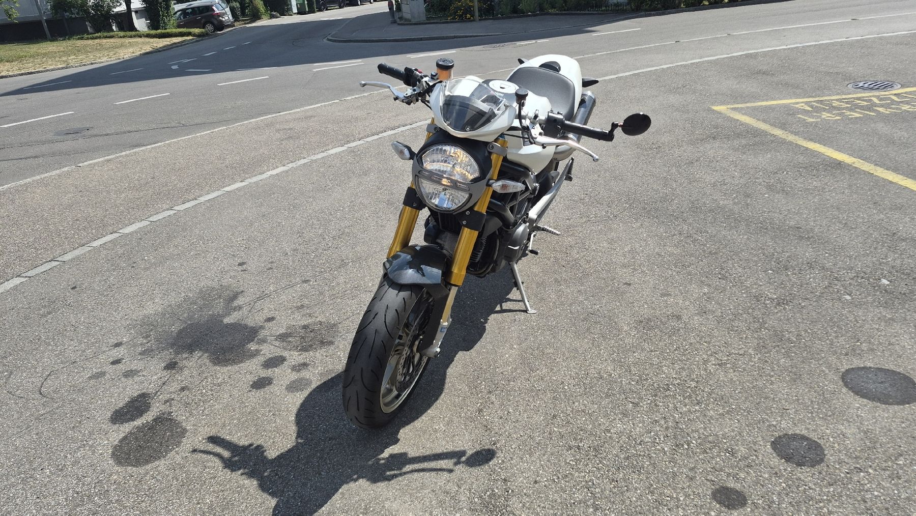 Ducati Strasse: Ducati Monster 1100S bianca  – Gebraucht aus Winterthur von Cilinu 1