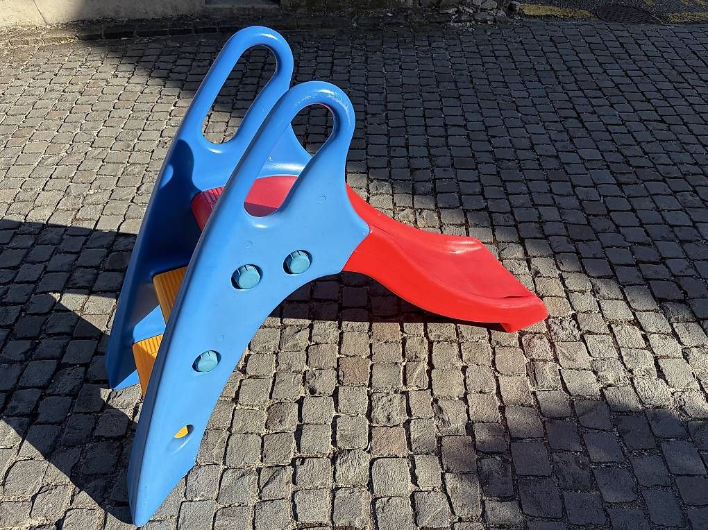 Scivoli: Lässige BIG Fun Slide Rutsche – Usato da Bülach venduto da pianistaf