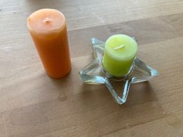 Kerzenset mit sternenförmigen Untersetzer