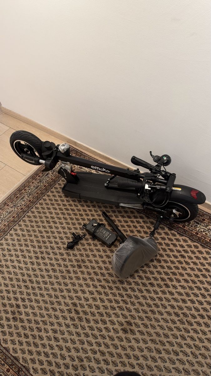 Scooters: E-Scooter – Gebraucht aus Utzigen von gre_x76z 2